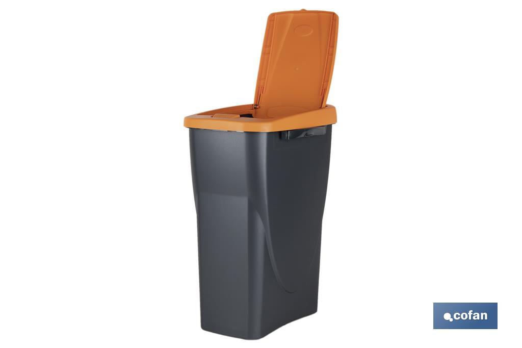 CUBO DE BASURA PARA RECICLAR 15 LITROS COLOR NARANJA 20 X 31 X 42 CM