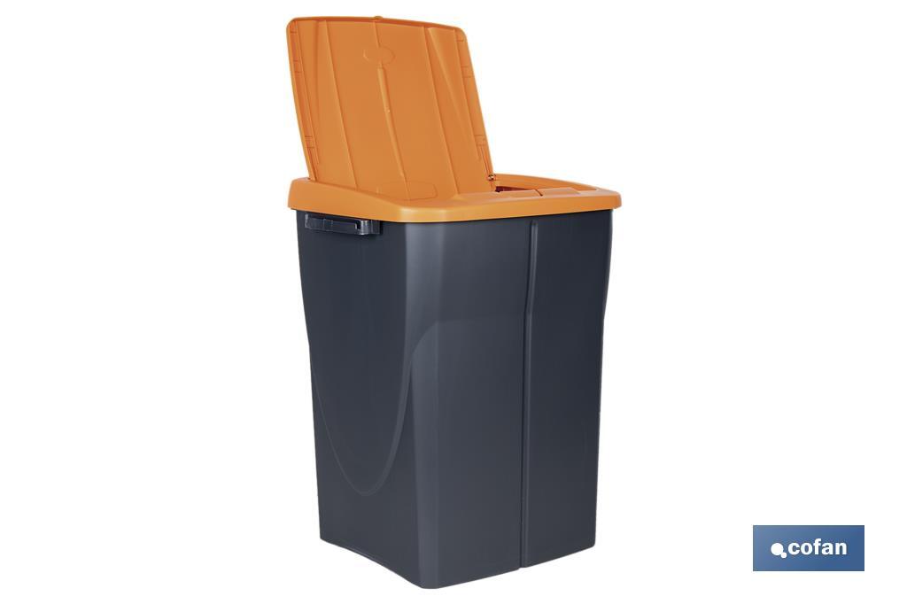 CUBO DE BASURA PARA RECICLAR 45 LITROS COLOR NARANJA 36.5 X 36 X 51 CM