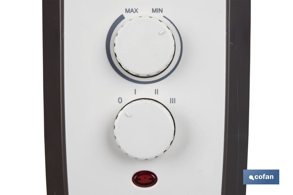 RADIADOR DE ACEITE CON TERMOSTATO REGULABLE 11 ELEMENTOS 2500 W