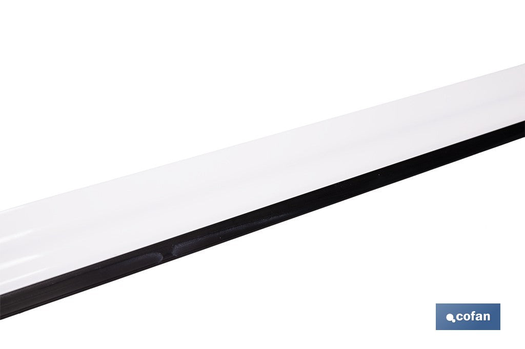 BURLETE BLANCO ADHESIVO DE ALUMINIO CON LABIO 1,05 M