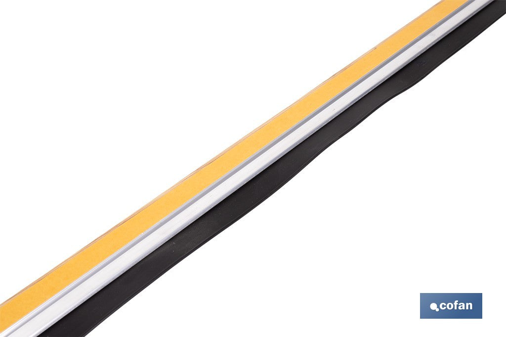 BURLETE ROBLE ADHESIVO DE ALUMINIO CON LABIO 1,05 M